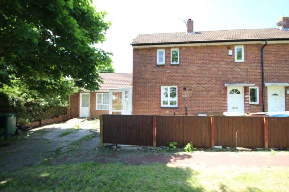 3 Bedroom End of Ter...